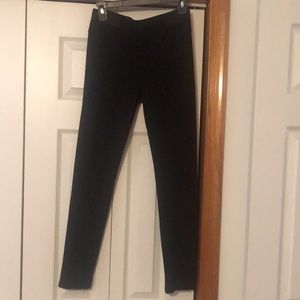 Simply vera vera Wang small black leggings